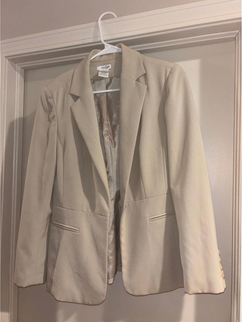 East 5th Beige Career Blazer Women’s Size 6 Tailored  Business Jacket Preloved